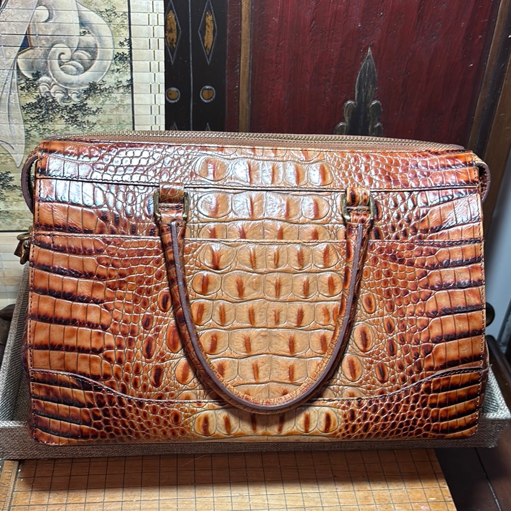 Brahmin Leather Satchel Pecan Melbourne Croc wStrap 11.75”Lx7.5”Hx4.5”W - Picture 16 of 17